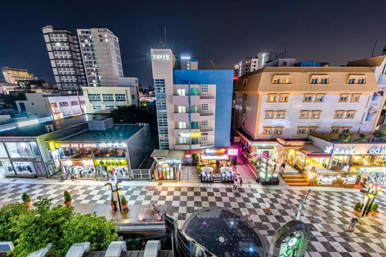 Trevi Hotel Чеджу Екстериор снимка