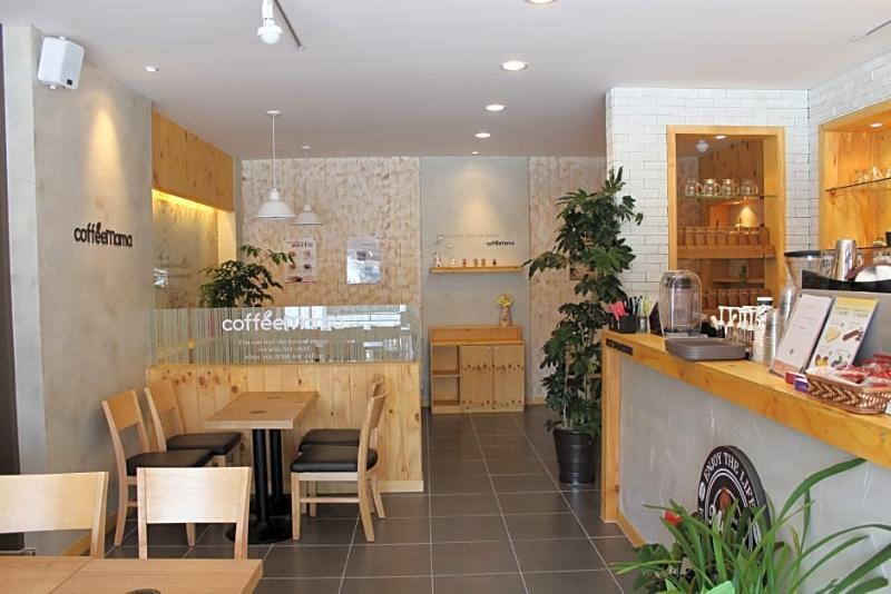 Trevi Hotel Чеджу Екстериор снимка